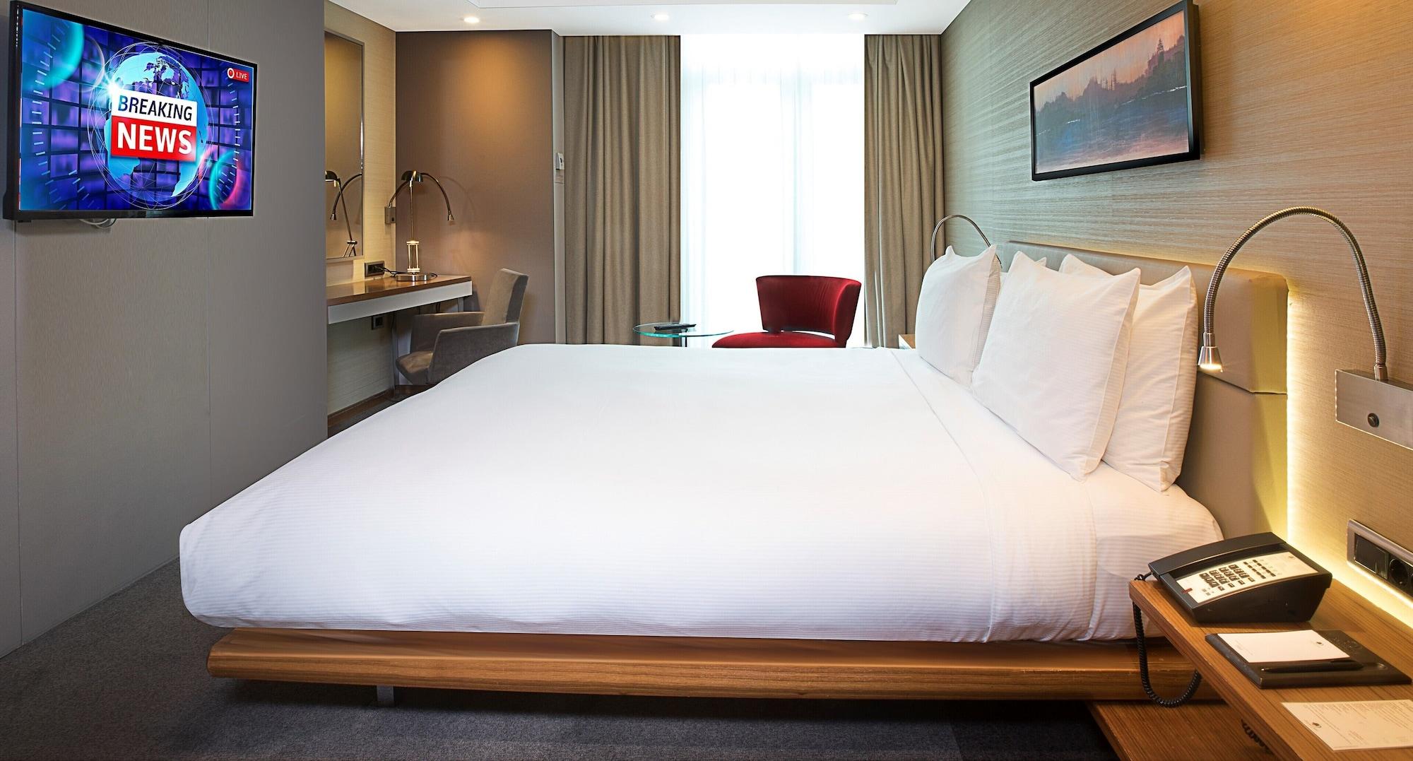 מלון Doubletree By Hilton Istanbul - Old Town מראה חיצוני תמונה A room at the hotel