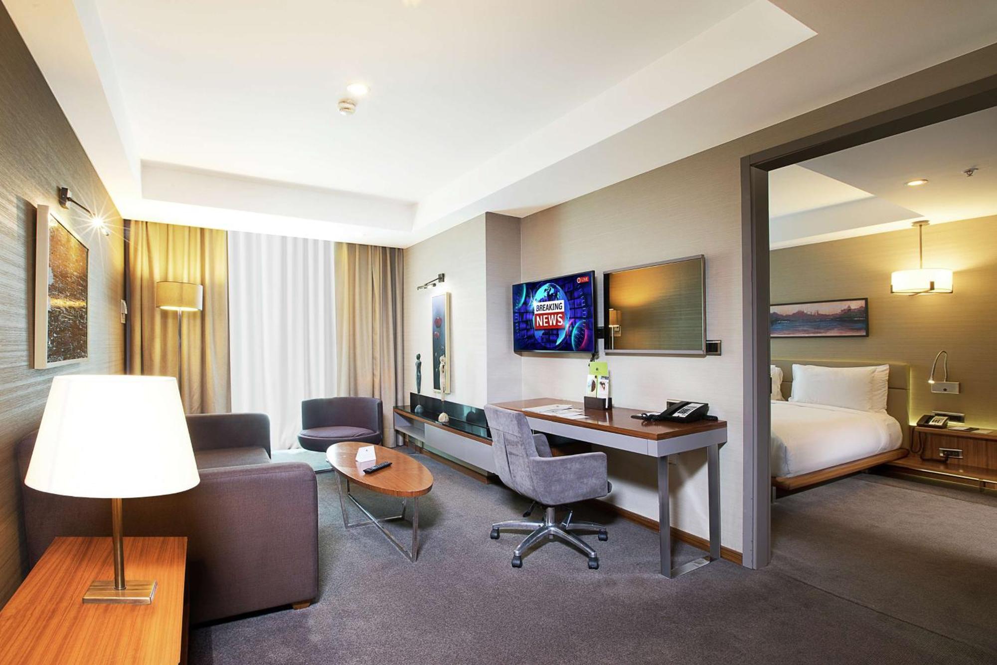מלון Doubletree By Hilton Istanbul - Old Town מראה חיצוני תמונה Suite
